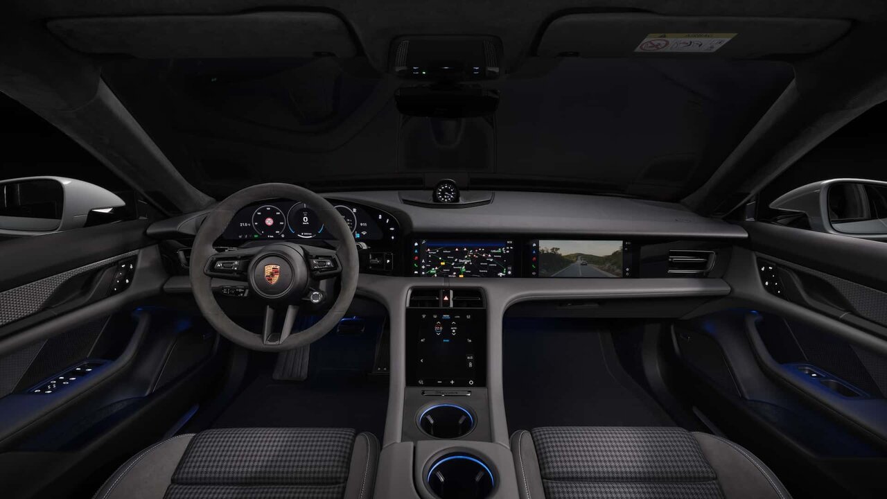 خودرو فوری/ رونمایی از قوی ترین خودروی جاده ای پورشه در تاریخ / قاتل تسلا به میدان آمد/عکس