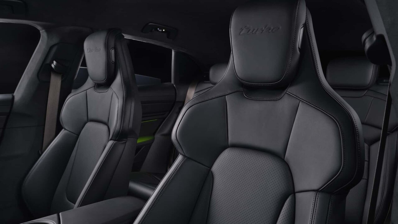 خودرو فوری/ رونمایی از قوی ترین خودروی جاده ای پورشه در تاریخ / قاتل تسلا به میدان آمد/عکس