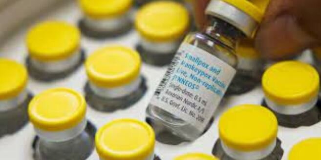 واکسن اولین واکسن آبله میمونی برای استفاده جهانی تایید شد