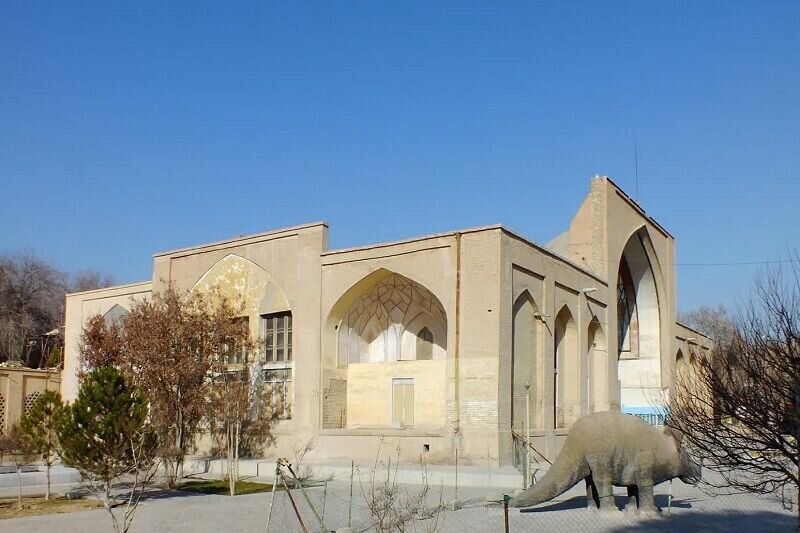 تهران اگر برای دو روز آینده قصد داشتید به این مکانها در تهران بروید دست نگه دارید؛ تعطیل شد