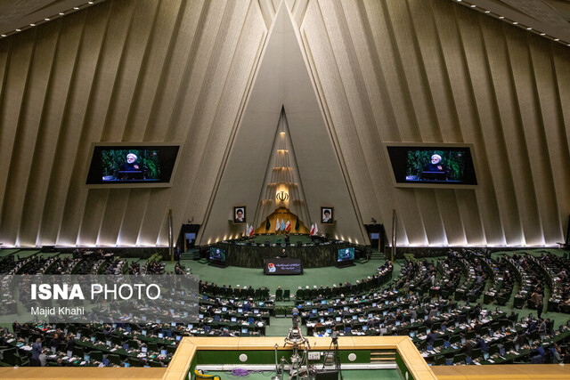 تهران تصمیم دولت درباره یک بودجه/ معرفی تضمین امنیتی شهر دمشق/ برنامه مدارس استان تهران در پی آلودگی هوا