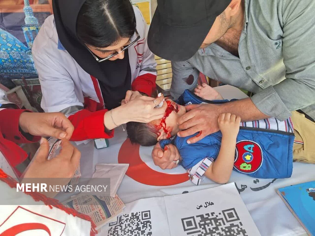 ارائه خدمات درمانی و دارویی هلال‌احمر ایلام به ۱۲۰۰ نفر - خبرگزاری مهر | اخبار ایران و جهان