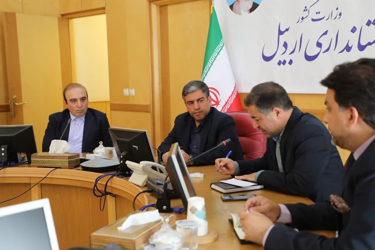 رفع موانع مالی و اعتباری فعالان اقتصادی از برنامه اساسی است