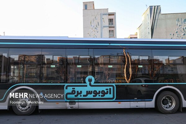 نمایشگرهای فرهنگی در ناوگان اتوبوسرانی تهران رونمایی شد - خبرگزاری مهر | اخبار ایران و جهان