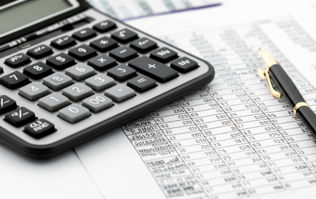 نحوه محاسبه معدل کل دبیرستان | راهنمای جامع و گام به گام