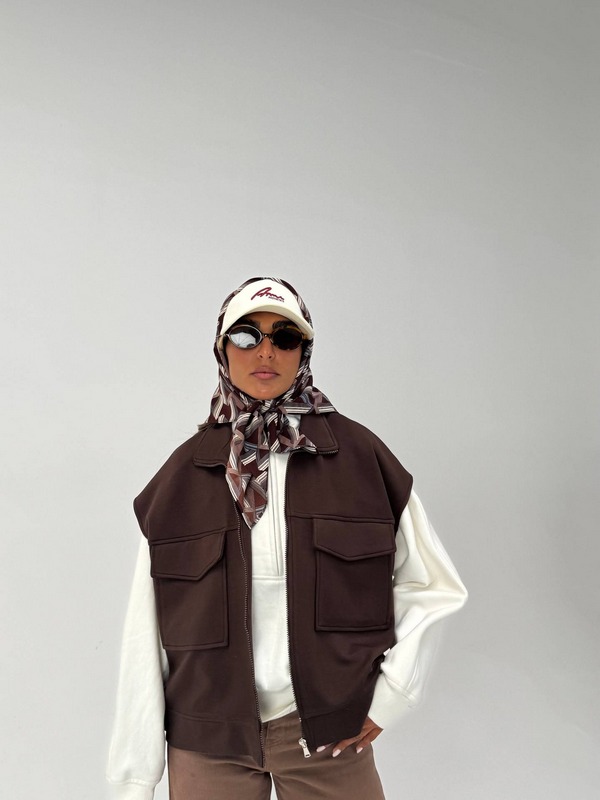 وست مینیمال زنانه | ترندی و راحت برای پاییز و زمستان